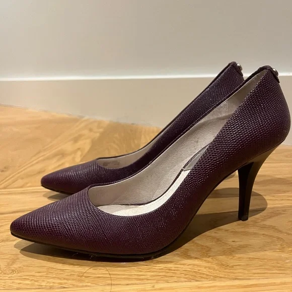 Michael Kors Deep Purple Textured Heels - Picture 2 of 3